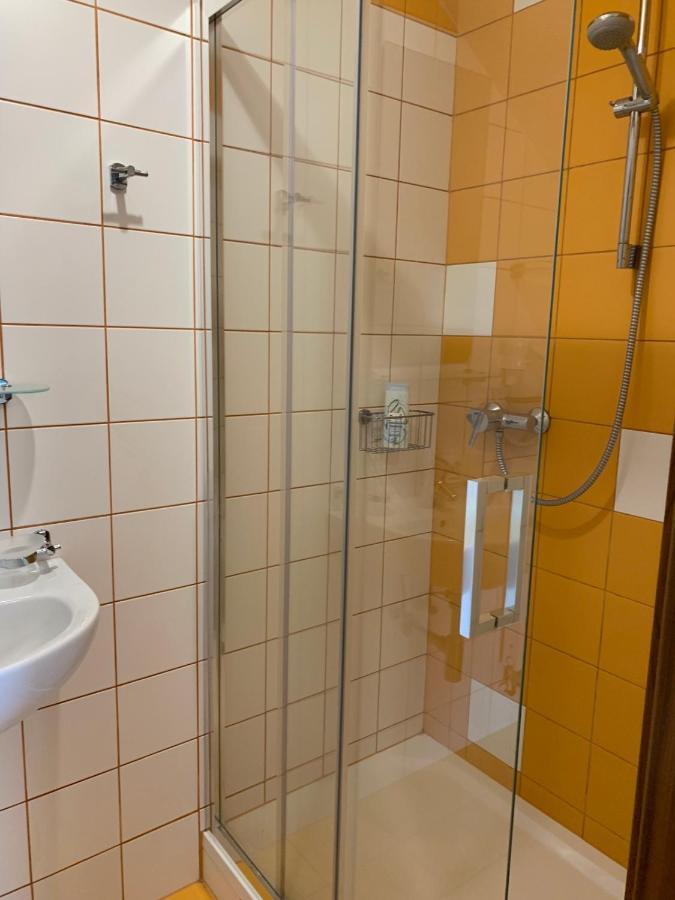 Eltako Penzion Karlovy Vary Bagian luar foto
